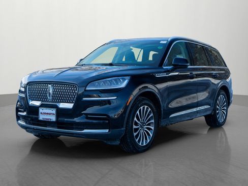Used 2024 Lincoln Aviator Reserve image 3