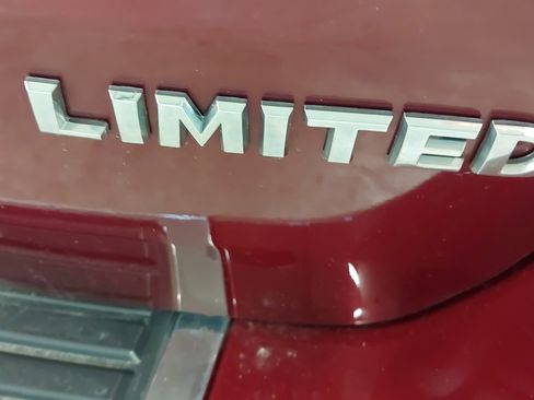 Used 2021 Jeep Grand Cherokee Limited w/ Luxury Group II image 31