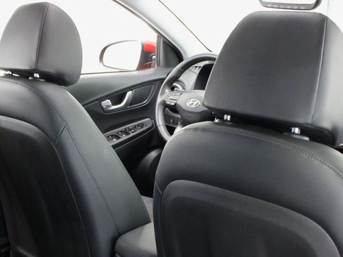 Used 2023 Hyundai Kona Limited AWD/4WD image 41