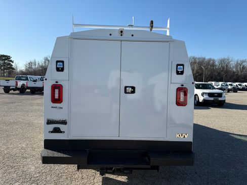 New 2026 Ford E-350 and Econoline 350 Super Duty w/ Power Equipment Group RWD image 7