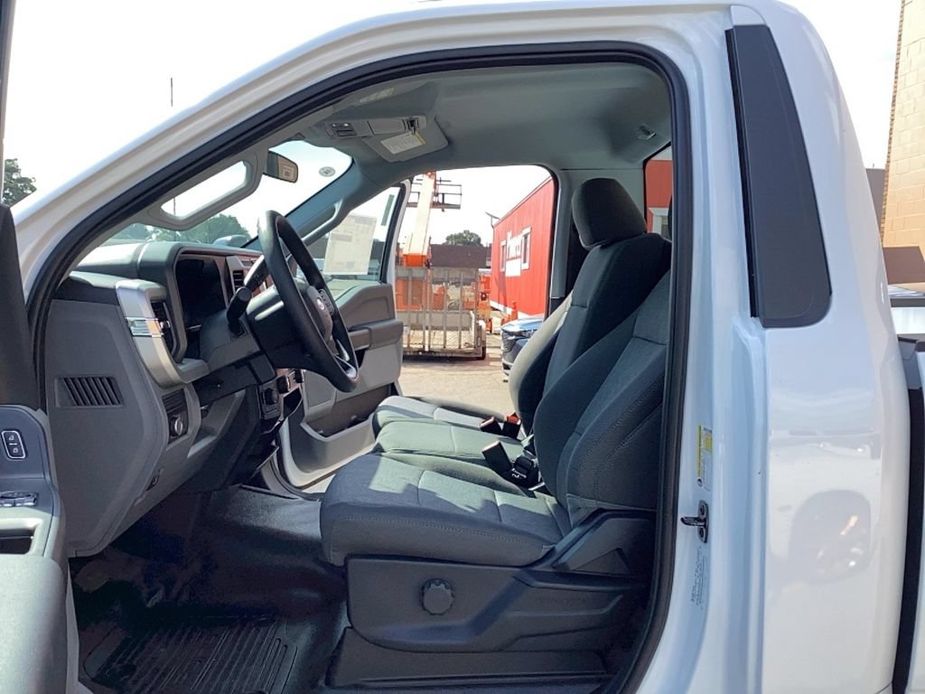 New 2026 Ford F350 XL w/ XL Off-Road Package AWD/4WD image 13