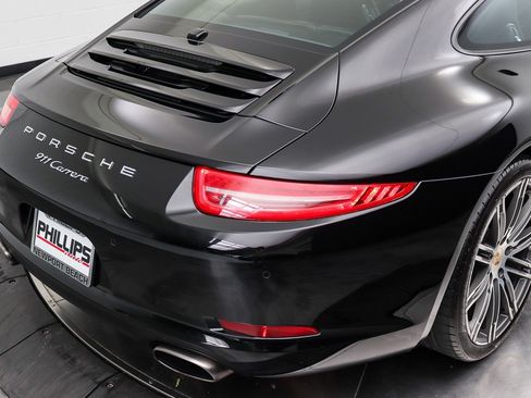 Used 2015 Porsche 911 Carrera image 12