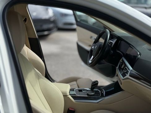 Used 2019 BMW 330i Sedan image 12