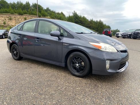 Used 2012 Toyota Prius Three FWD image 8