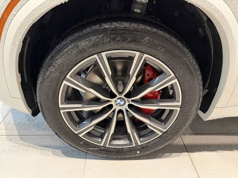 New 2026 BMW X5 xDrive40i w/ M Sport Package image 8