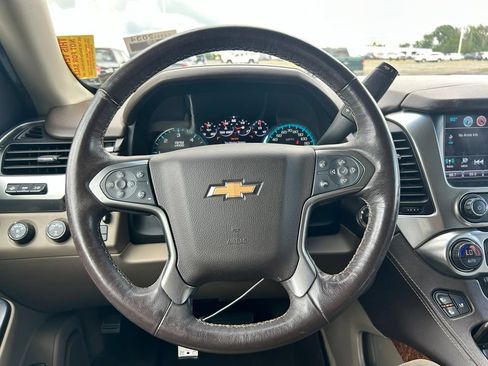 Used 2017 Chevrolet Suburban Premier AWD/4WD image 23