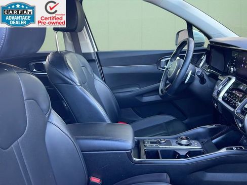 Used 2022 Kia Sorento S image 40