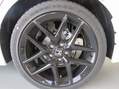 Used 2024 Honda Civic Sport image 26