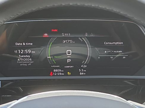 Used 2023 Audi e-tron Prestige w/ Prestige Package AWD/4WD image 17