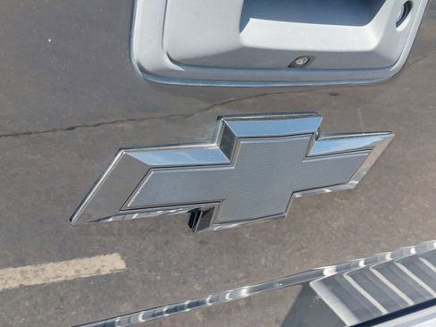 Used 2019 Chevrolet Silverado 1500 LT image 19