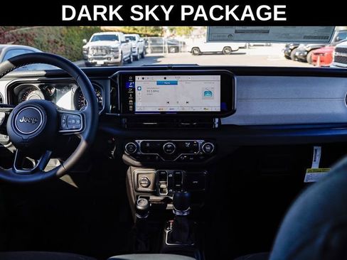 New 2025 Jeep Gladiator Sport image 13