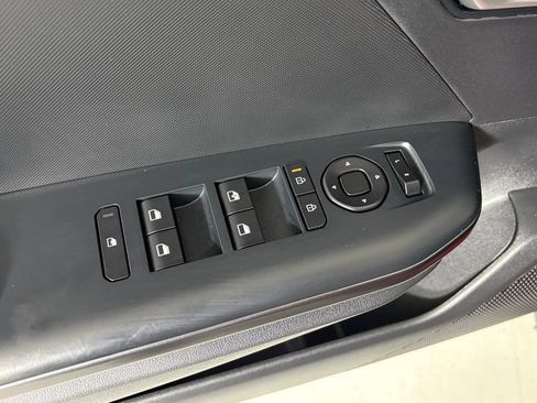 New 2026 Kia K4 FWD image 18