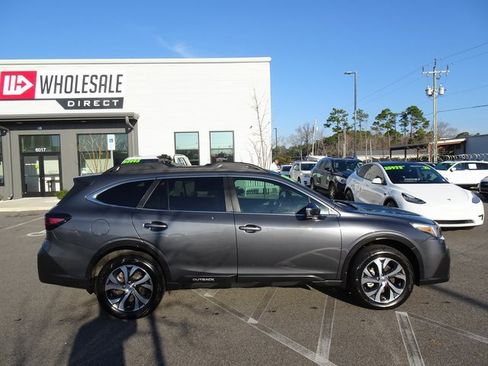 Used 2021 Subaru Outback Limited w/ Popular Package #2 image 3