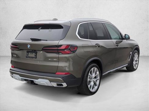 Used 2026 BMW X5 xDrive40i AWD/4WD image 2