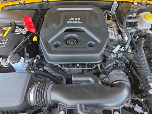 Used 2021 Jeep Wrangler Unlimited Sahara image 13