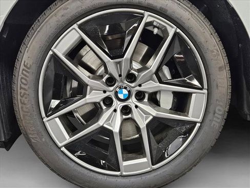 Used 2026 BMW 530i w/ Premium Package RWD image 16