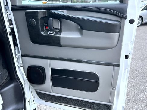 Certified 2013 Chevrolet Express 1500 RWD image 18