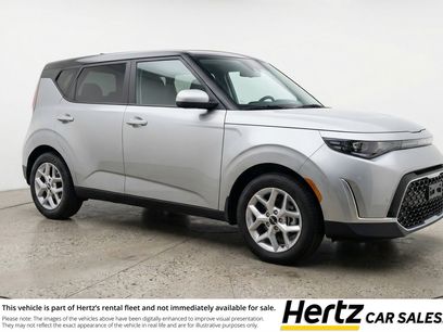 Used 2025 Kia Soul LX w/ LX Technology Package