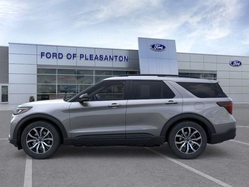 New 2026 Ford Explorer ST-Line w/ Premium Package RWD image 3