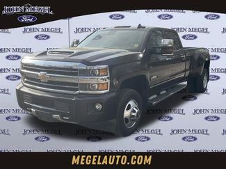 Used 2019 Chevrolet Silverado 3500 High Country w/ Duramax Plus Package video 1
