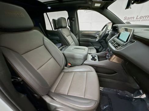 Used 2024 Chevrolet Tahoe High Country image 33