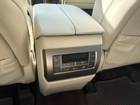 Used 2017 Lexus GX 460 Premium AWD/4WD image 17