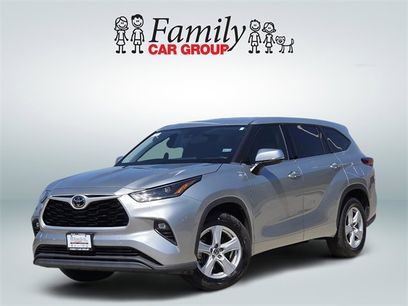 Used 2021 Toyota Highlander LE