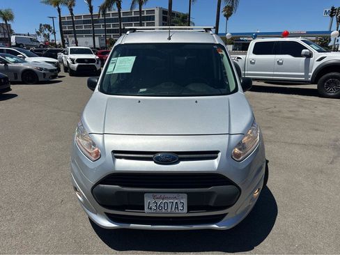 Used 2017 Ford Transit Connect XLT FWD image 2