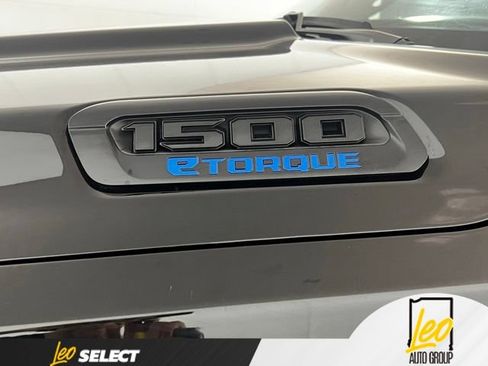 Used 2022 RAM 1500 Big Horn AWD/4WD image 7