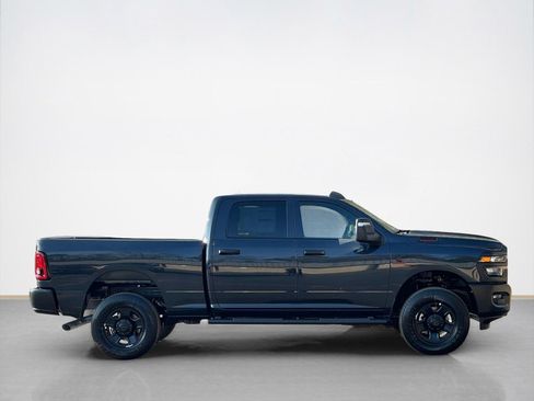 New 2026 RAM 2500 Tradesman AWD/4WD image 9