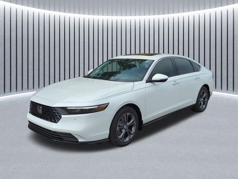 New 2025 Honda Accord EX-L image 10