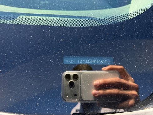 Used 2021 Hyundai Elantra SE image 25