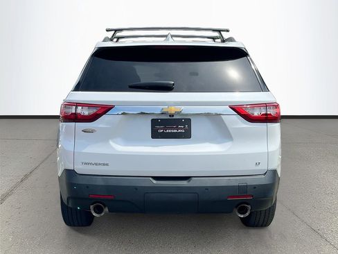 Used 2021 Chevrolet Traverse LT FWD image 6