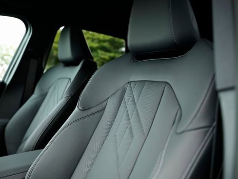 Used 2025 BMW X3 xDrive30i w/ Premium Package image 20