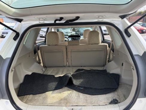 Used 2012 Toyota Prius V Two image 32