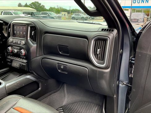 Used 2020 GMC Sierra 2500 AT4 w/ AT4 Premium Package image 15