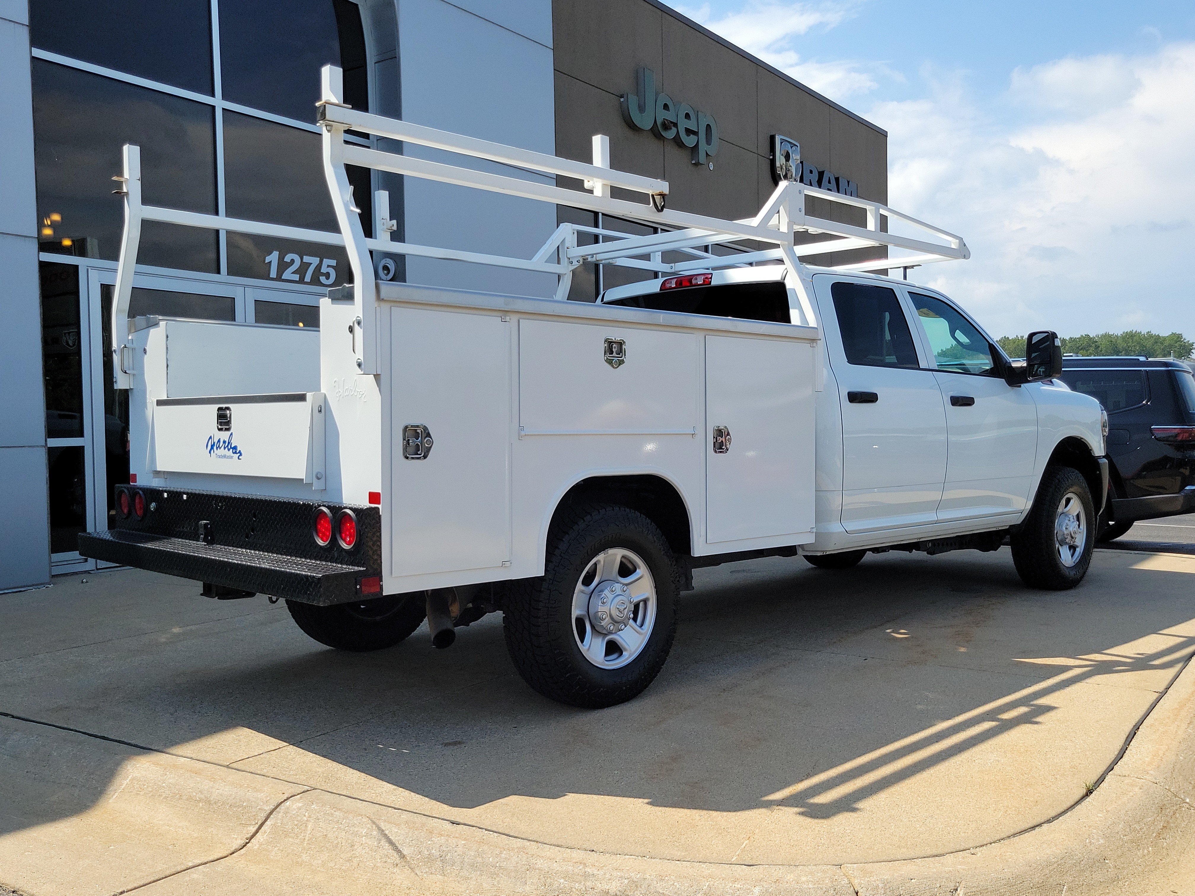 Used 2024 RAM 2500 Tradesman w/ Protection Group AWD/4WD image 4