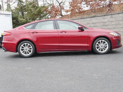 Used 2019 Ford Fusion SE image 8