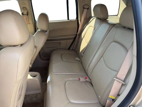 Used 2006 Chevrolet HHR LT w/ Preferred Equipment Group FWD image 15