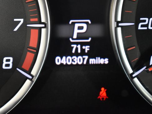 Used 2019 Acura TLX w/ Technology & A-SPEC Pkg image 17