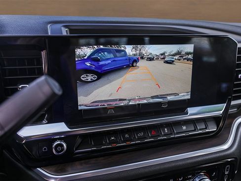 Used 2025 GMC Sierra 1500 SLT image 17