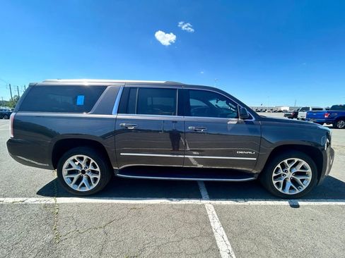 Used 2018 GMC Yukon XL Denali w/ Open Road Package AWD/4WD image 6