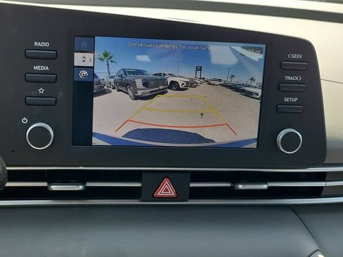 New 2026 Hyundai Elantra SE FWD image 14