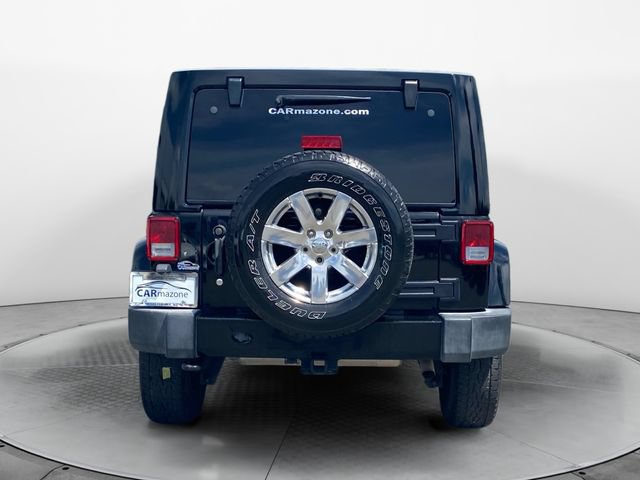 Used 2016 Jeep Wrangler Unlimited Sahara w/ Max Tow Package AWD/4WD image 4