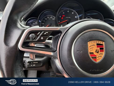Used 2017 Porsche Cayenne Platinum Edition w/ Premium Package Plus (PJX) AWD/4WD image 9