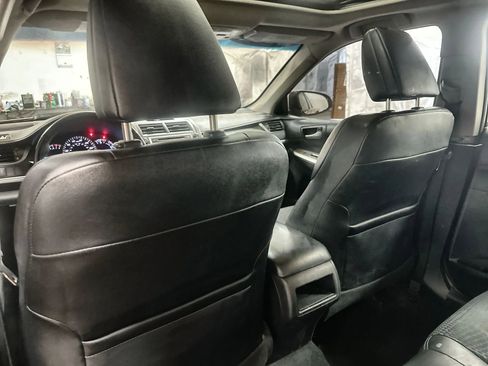 Used 2012 Toyota Camry SE FWD image 26