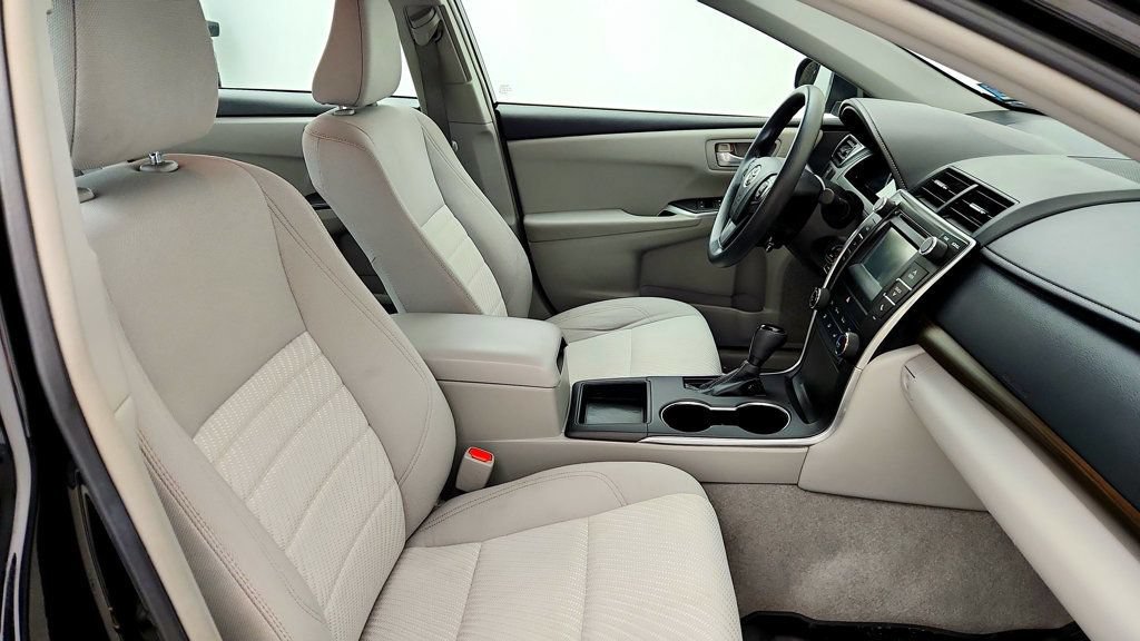 Used 2016 Toyota Camry LE w/ Protection Package (Q2) FWD image 22