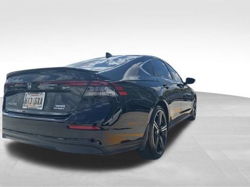 Used 2024 Honda Accord Sport image 7