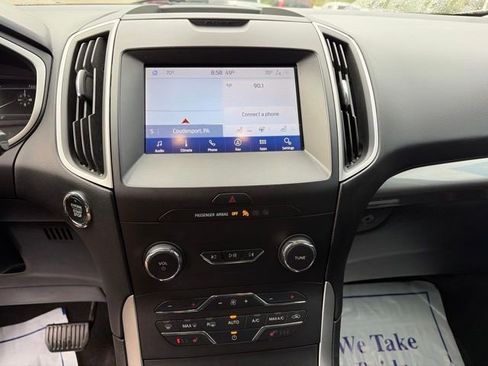 Used 2020 Ford Edge SEL w/ Convenience Package AWD/4WD image 4