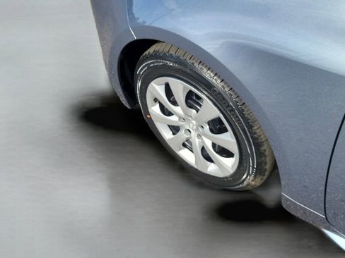 Used 2024 Toyota Corolla LE image 24